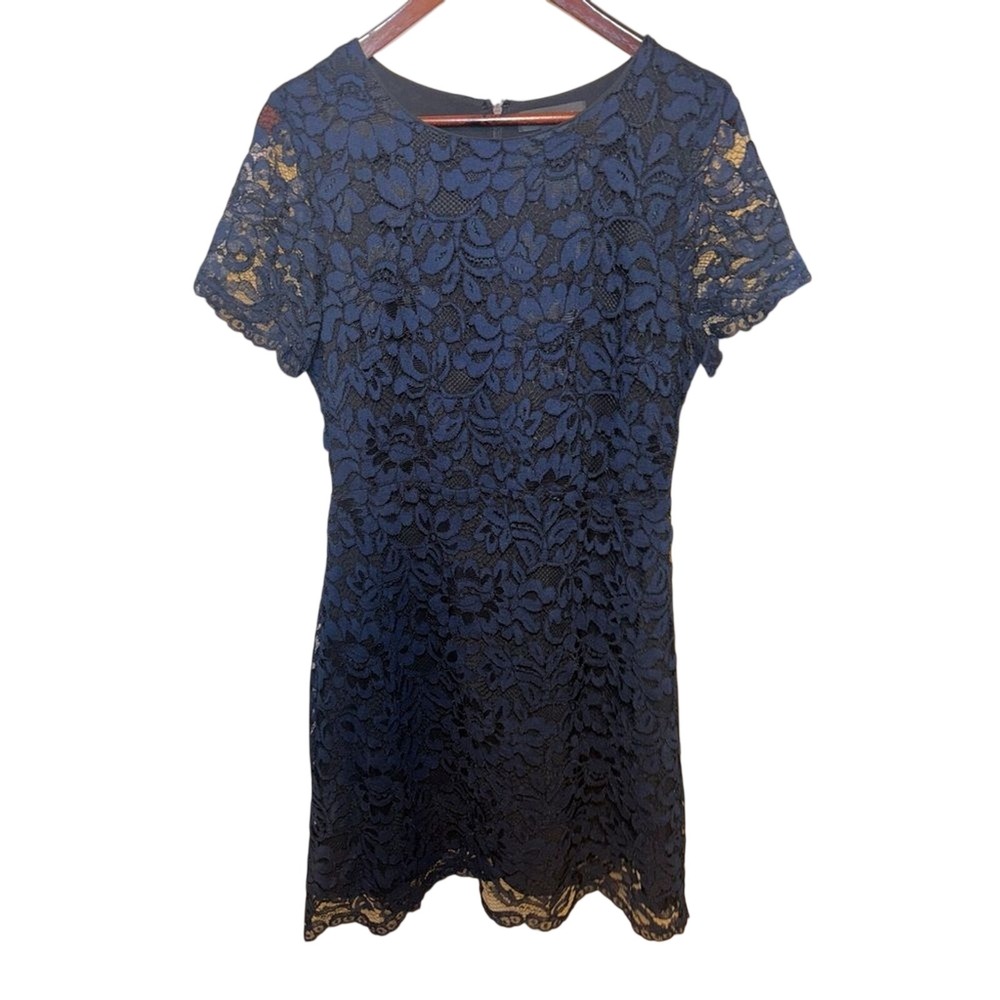 Tahari Navy Blue Lace Sheath Cocktail Dress with Black Lining Size Size 10